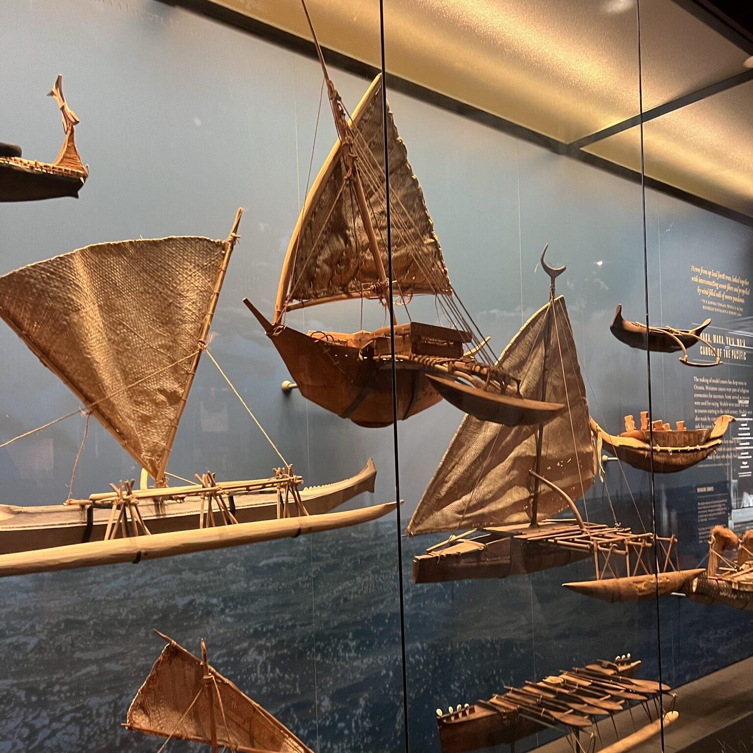 ビショップ博物館の船の展示